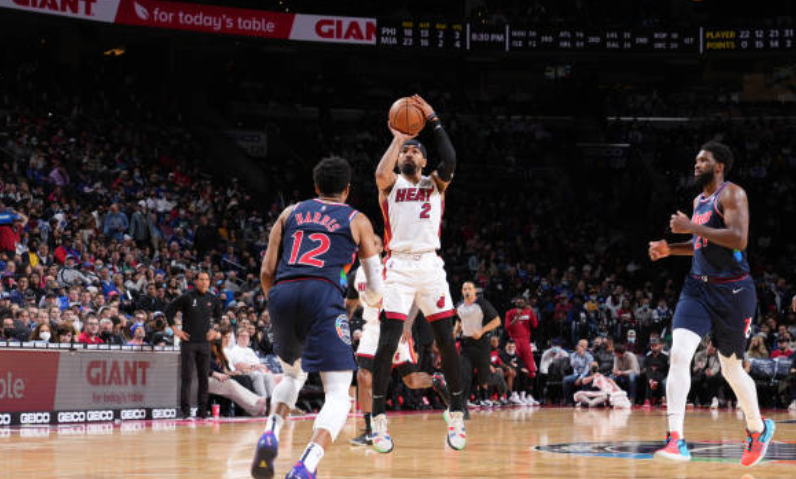 星空体育官网入口-包含自由球王進攻火力全開，率隊獲得勝利的词条